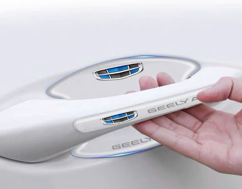DÁN SILICON TRONG SUỐT HÕM TAY NẮM CỬA CHO XE GEELY