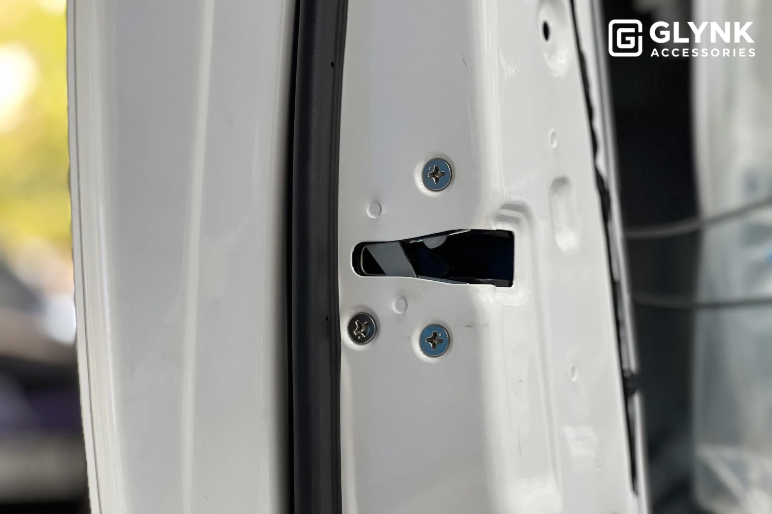 CỬA HÍT XE LYNK&CO – NHẸ TAY ĐÓNG CỬA, MẠNH TAY KHẲNG ĐỊNH PHONG CÁCH
